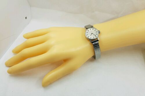 Vintage Omega Geneve Swiss Made Ladies Cocktail Watch cal 485 Ref