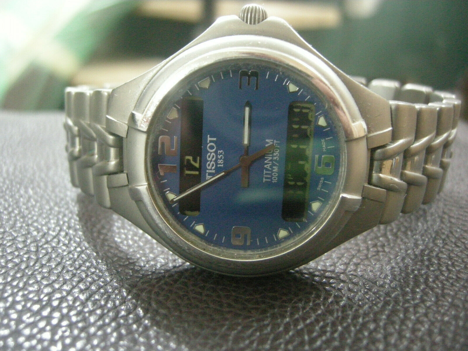 digital watch sapphire crystal