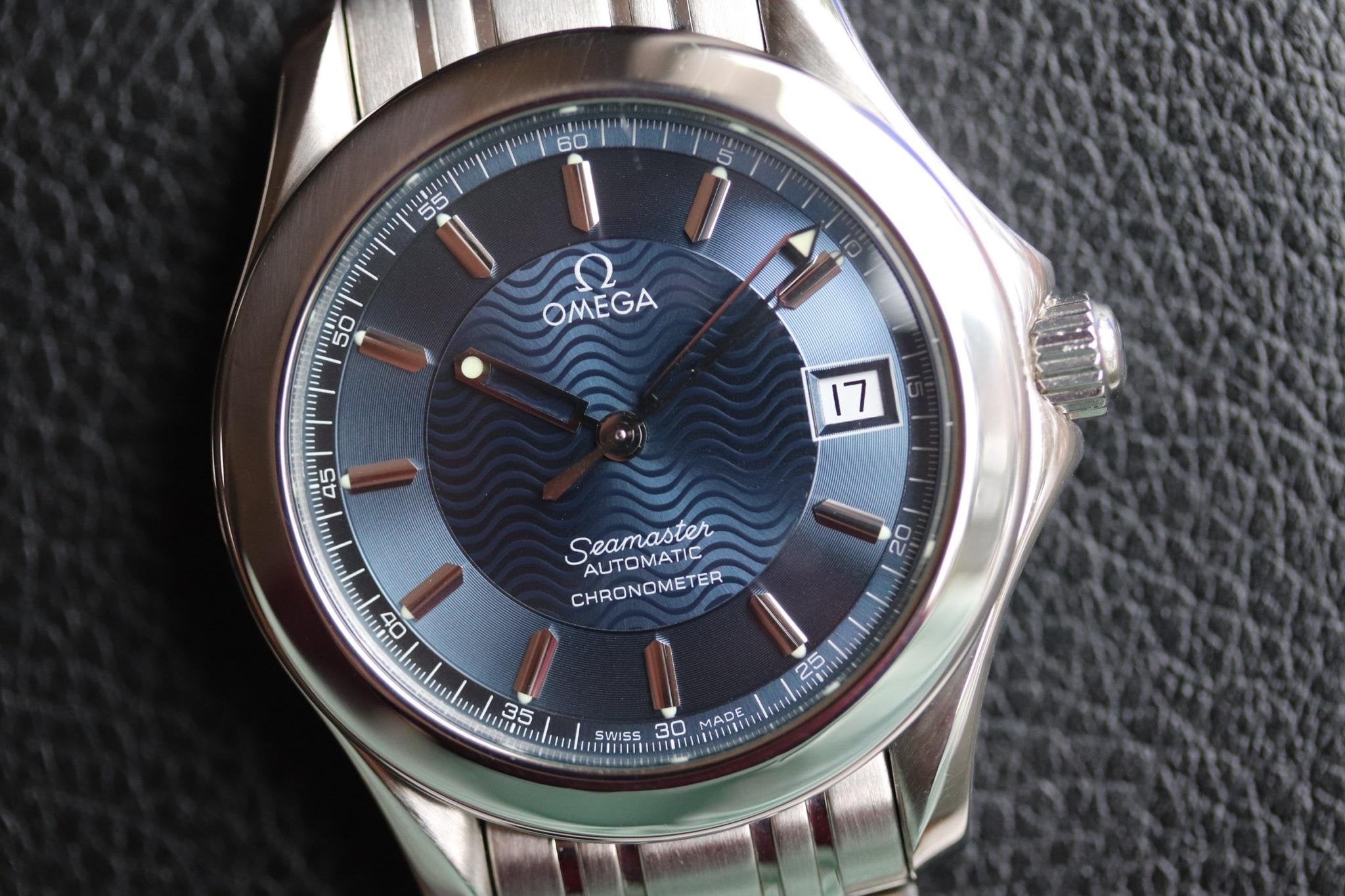 Omega Seamaster. Automatic. Gorgeous blue dial. WatchCharts