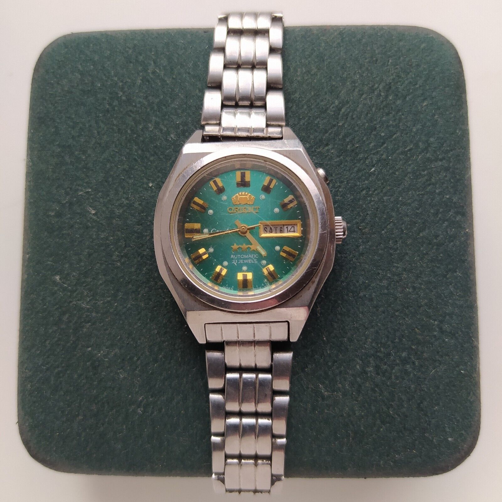 Watch Orient Japan 21 Jewels Crystal Gray 50 water resist TT 