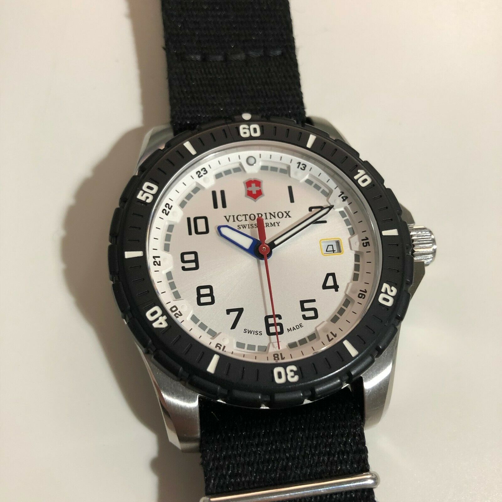 victorinox maverick sport
