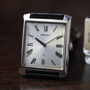 80s SEIKO CHARIOT シャリオ 2C21-5180 タンク 時計 Seiko Chariot 