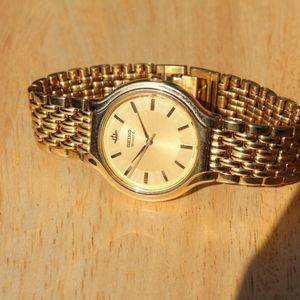 1983 SEIKO V701 1T50 GOLD PLATED WORKING RETRO WATCH WITH 1983 SEIKO V701 1T50 GOLD PLATED WORKING RETRO WATCH WITH