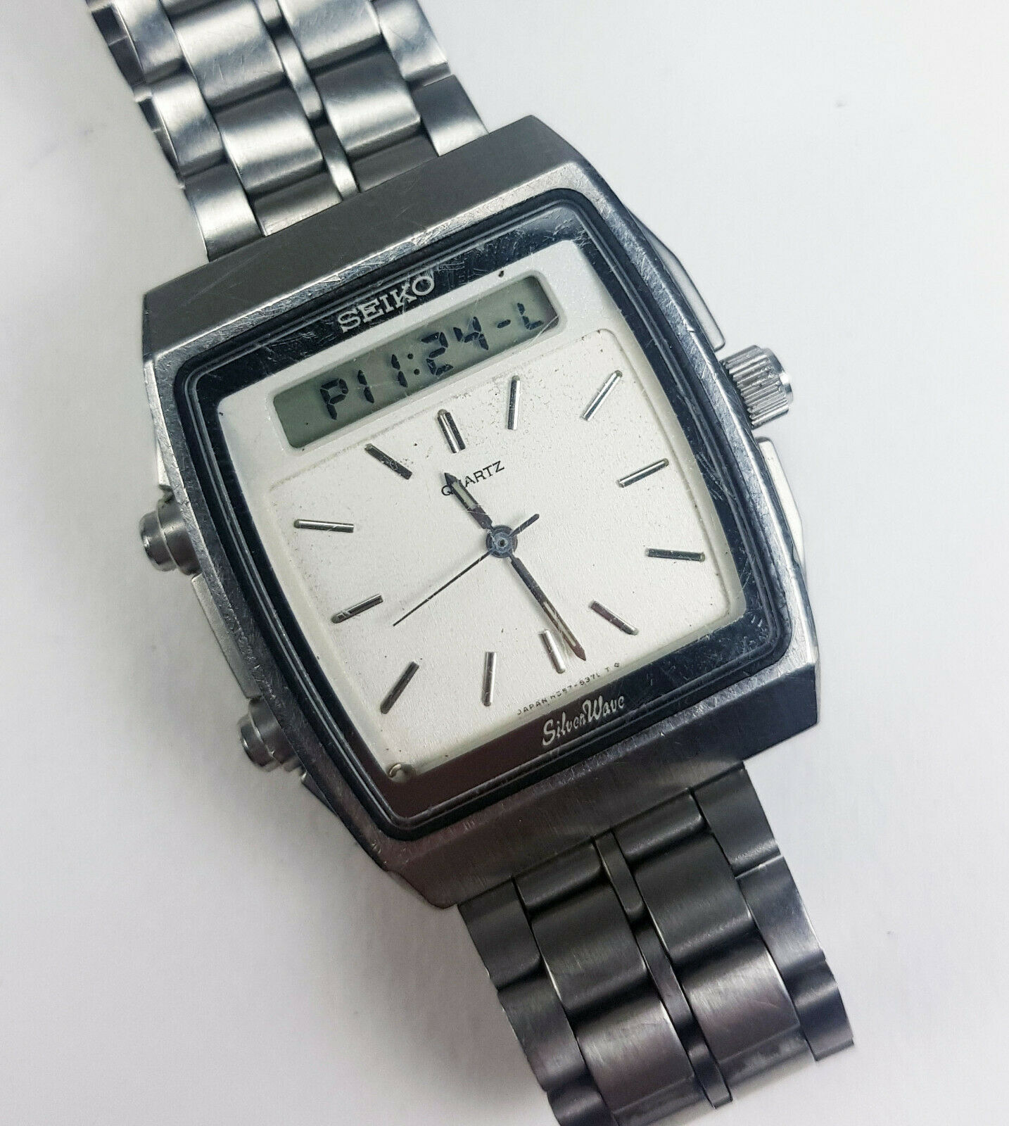 Seiko Silver Wave Ana-Digi H557-5130 Japan Vintage Watch parts 