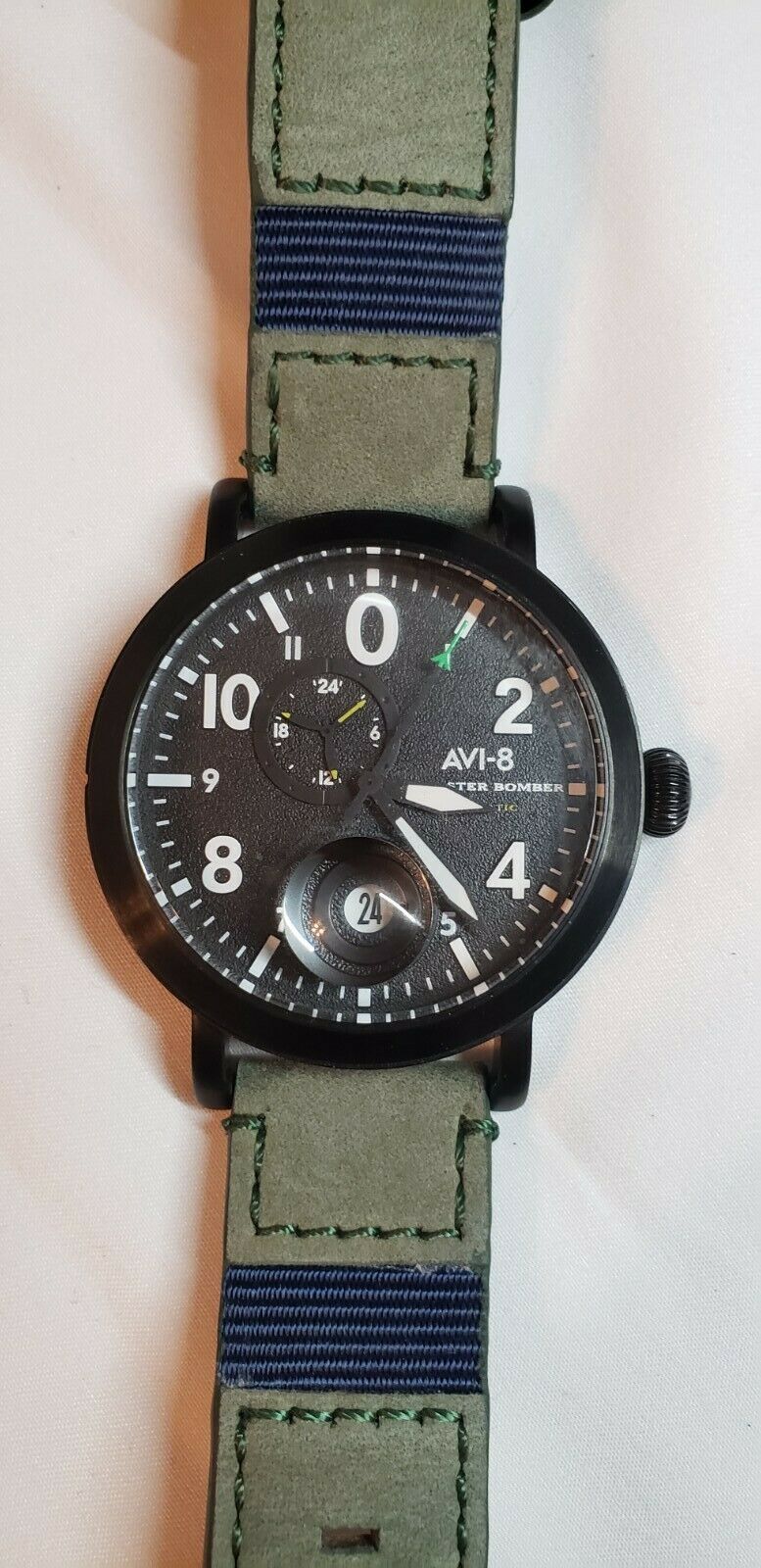 AVI 8 Lancaster Bomber Automatic Men s Watch AV 4038 02 Green