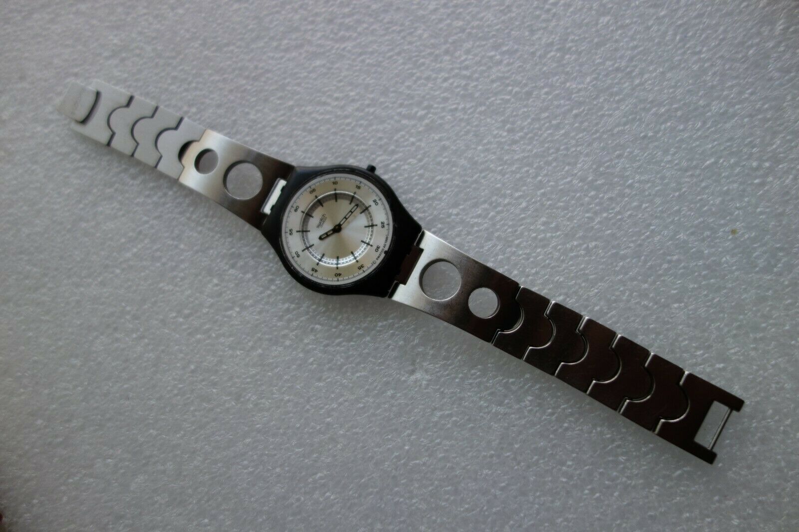 中古 ヴィンテージ Swatch Skin AG 1999 SFB107 1999 Swatch Skin Noir de Chine SFB107 Watch | Black Swiss