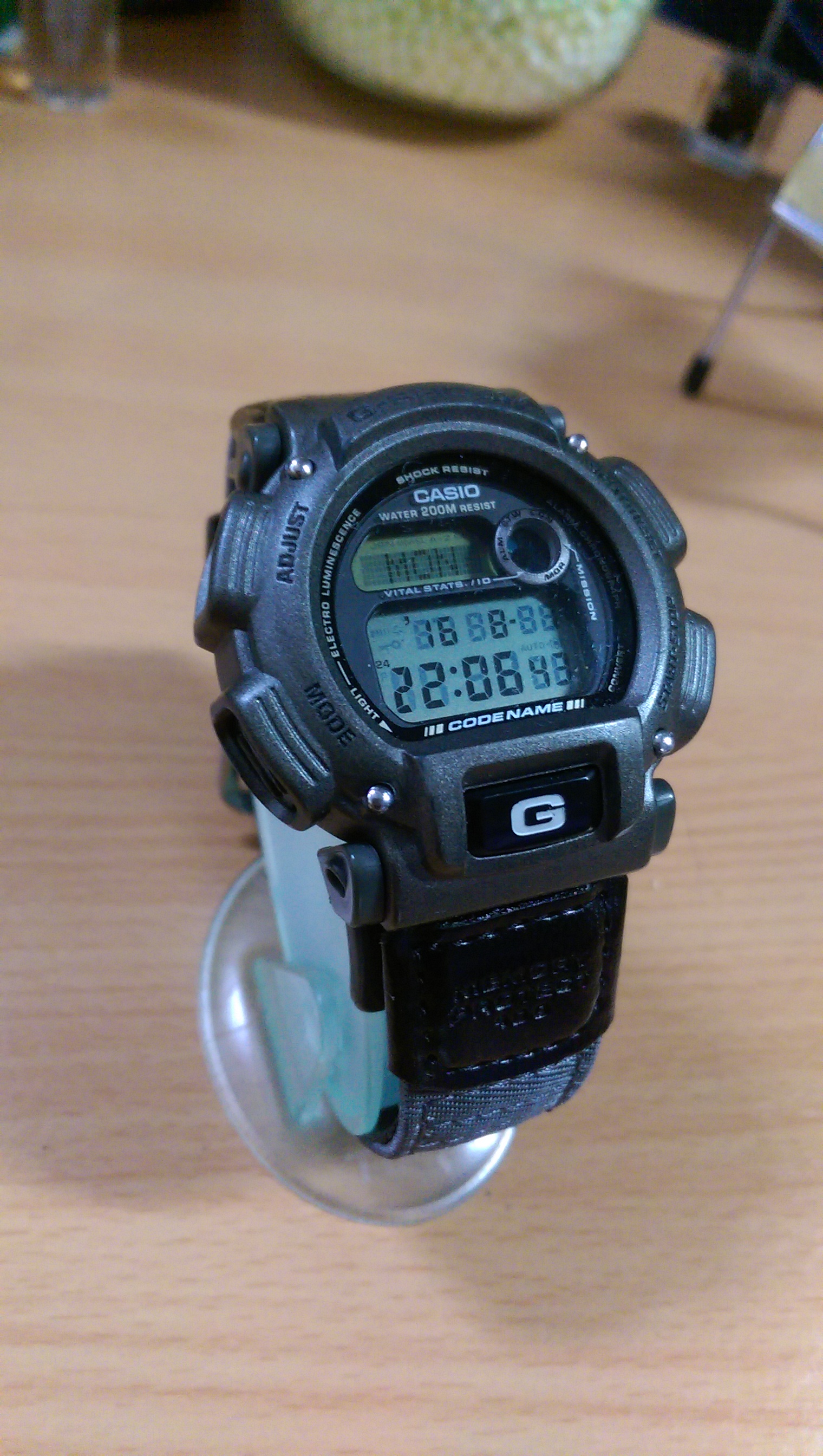 dw 8800 g shock