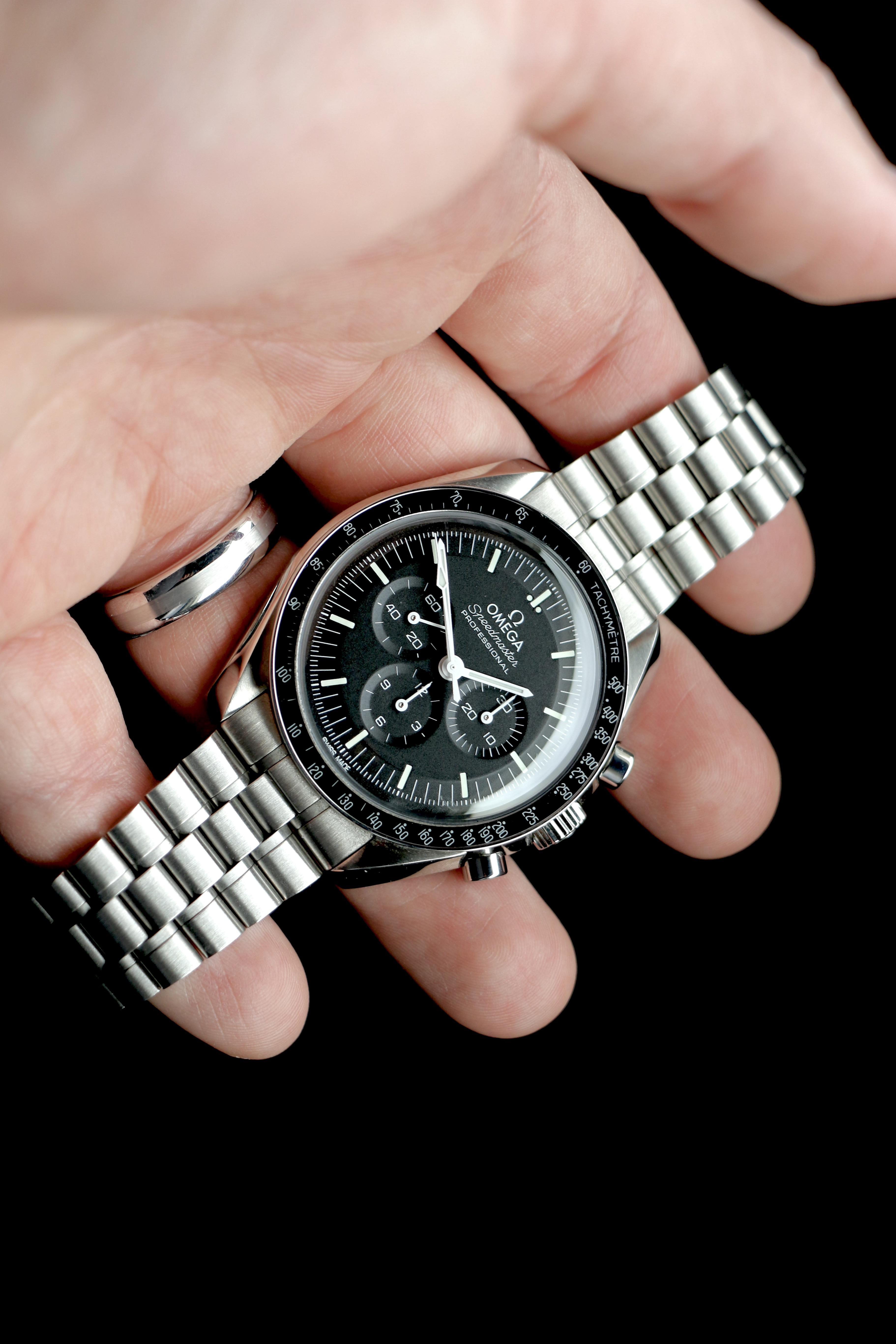 WTS Omega Speedmaster Hesalite reference 31030425001001 WatchCharts