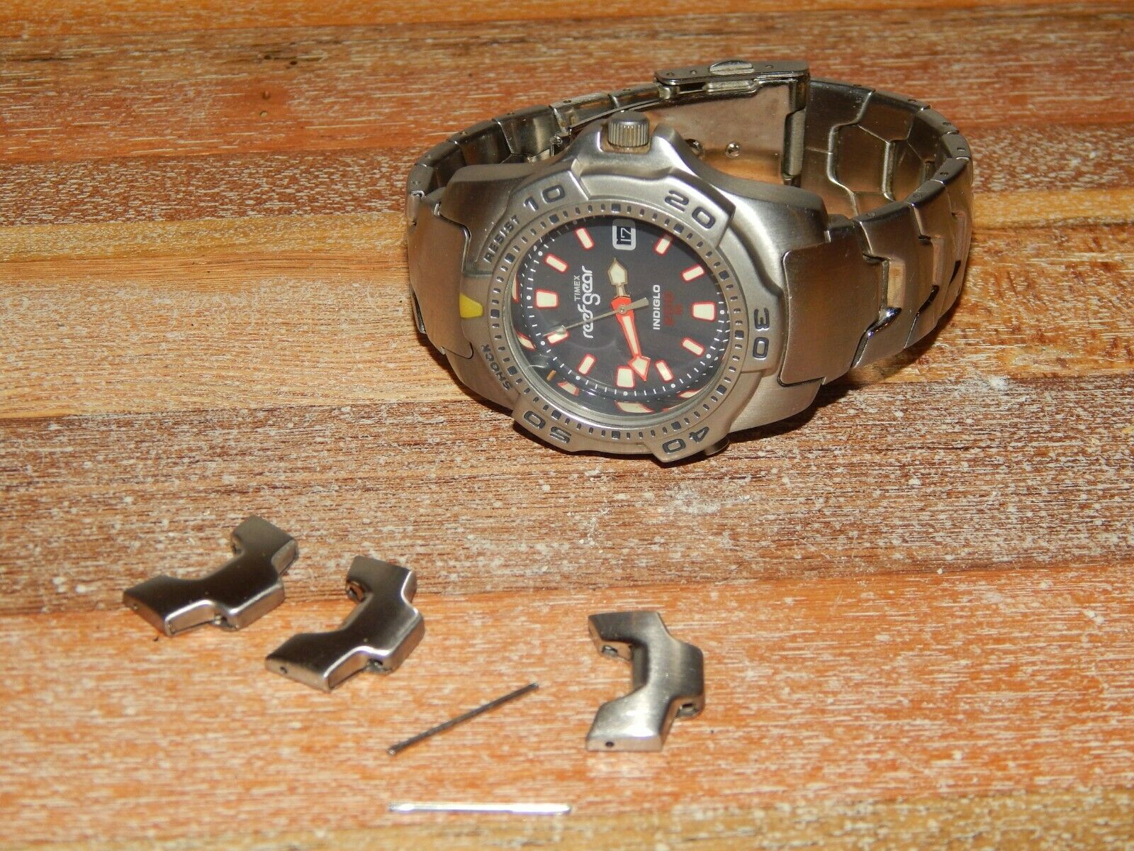 timex reef gear indiglo 200m