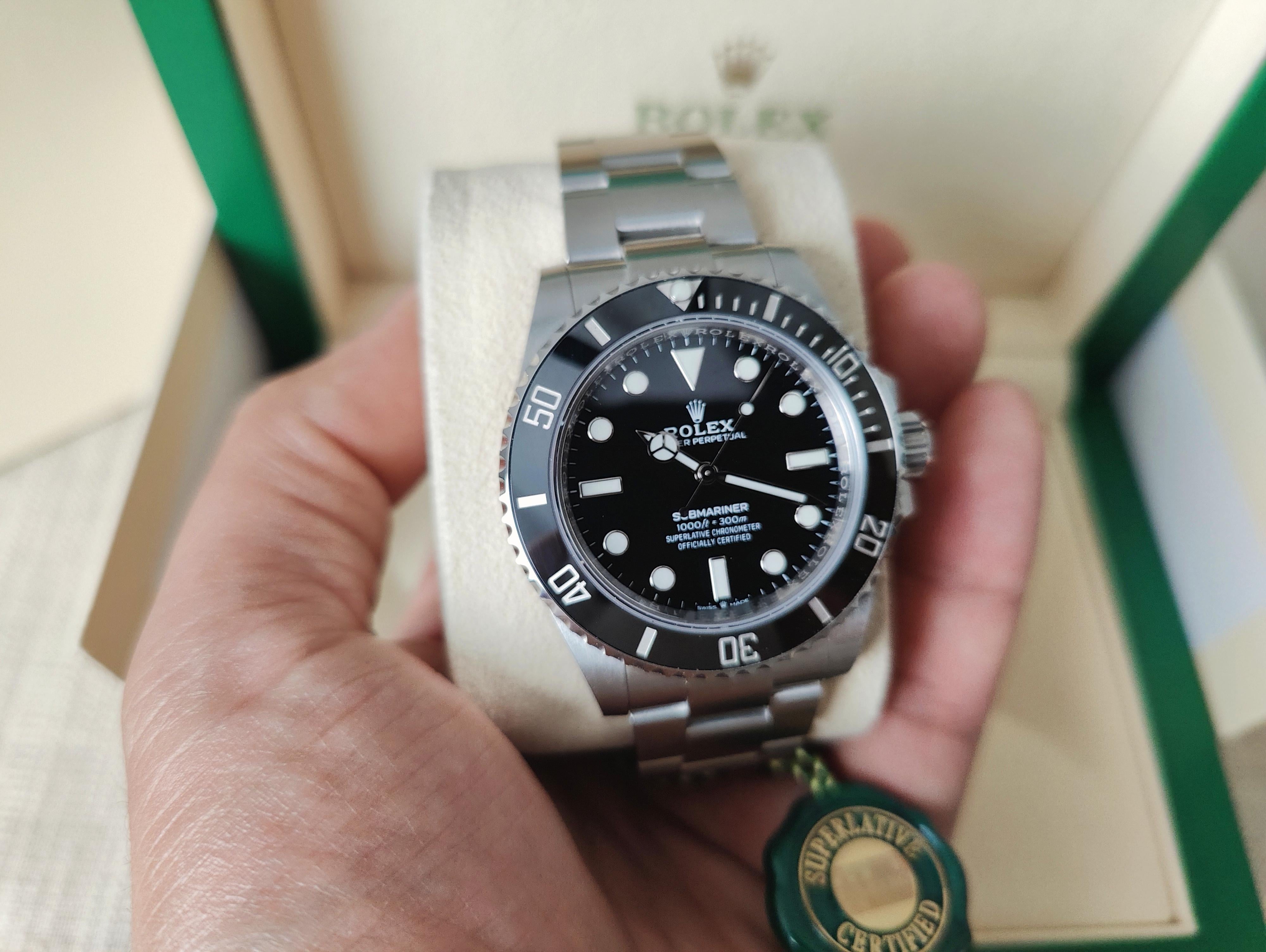 だいぶつ WTS] Rolex Submariner No Date 126040 - BNIB | WatchCharts Marketplace