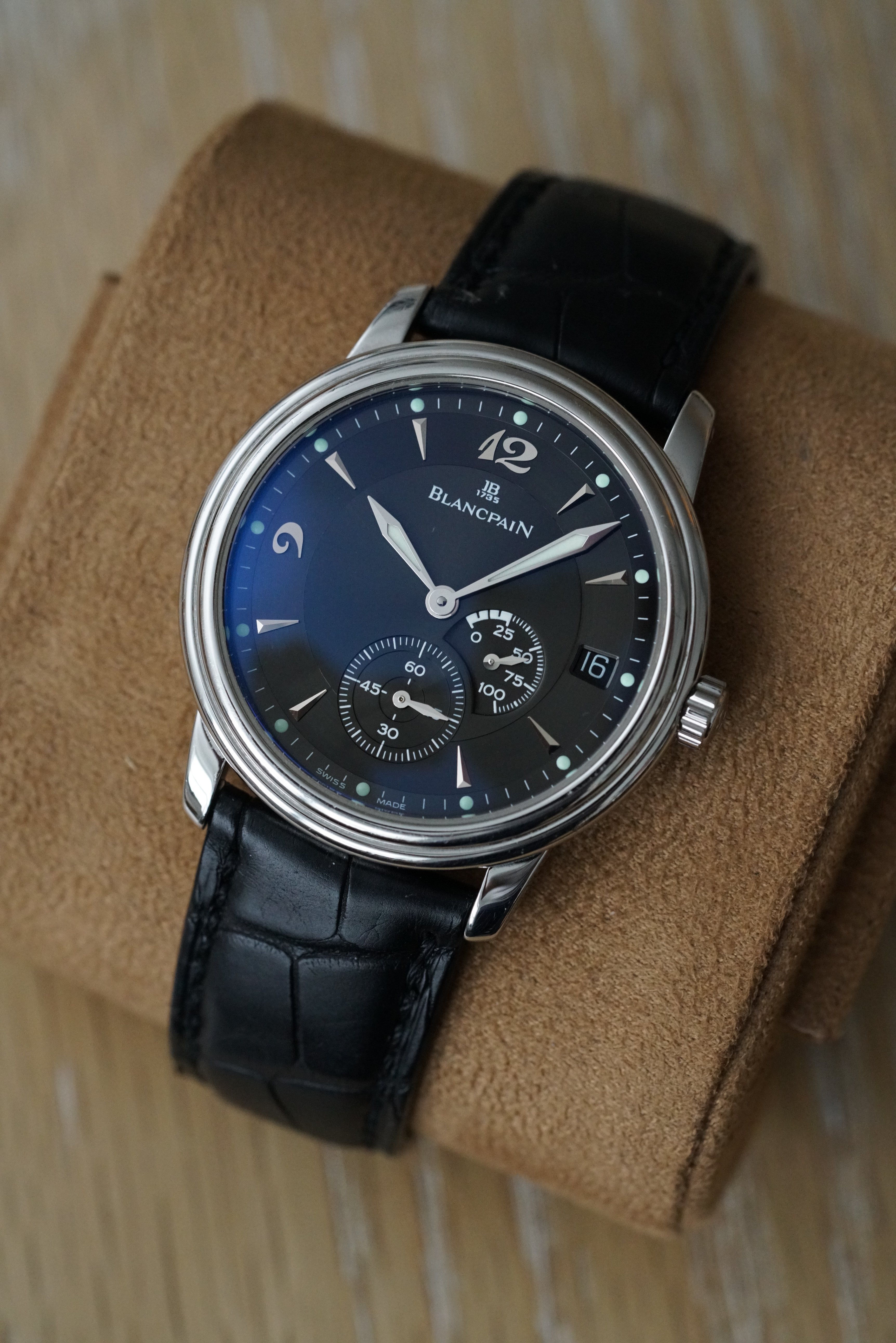 3 200 USD Blancpain Blancpain Villeret Ultra Slim Power Reserve