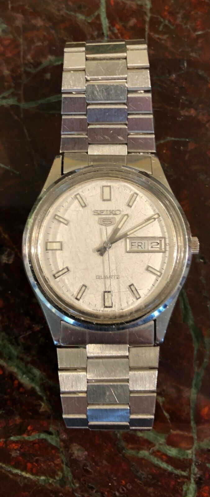 Vintage Seiko Quartz 8C23 6010 A1 Japan WatchCharts