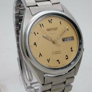 Vintage Seiko 5 Japan 17J Automatic 7009-6001 Arabic Numerals  