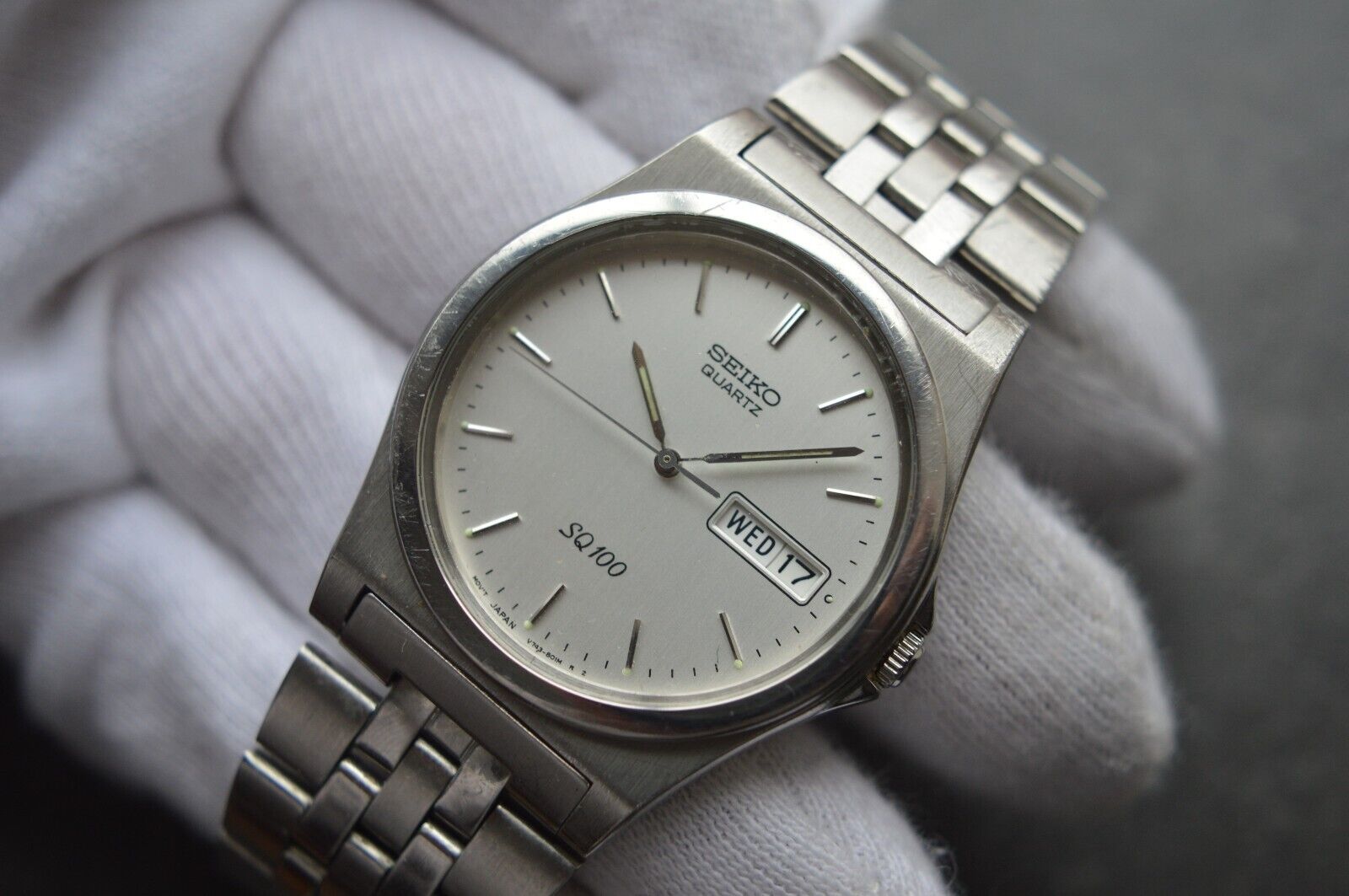 April 1994 Vintage Seiko SQ100 Quartz 7N43 8001 Watch Rare