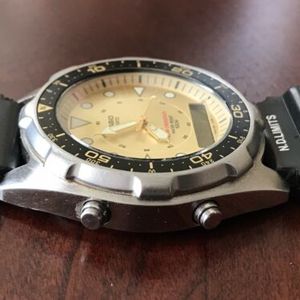 Casio 1374 movement scale