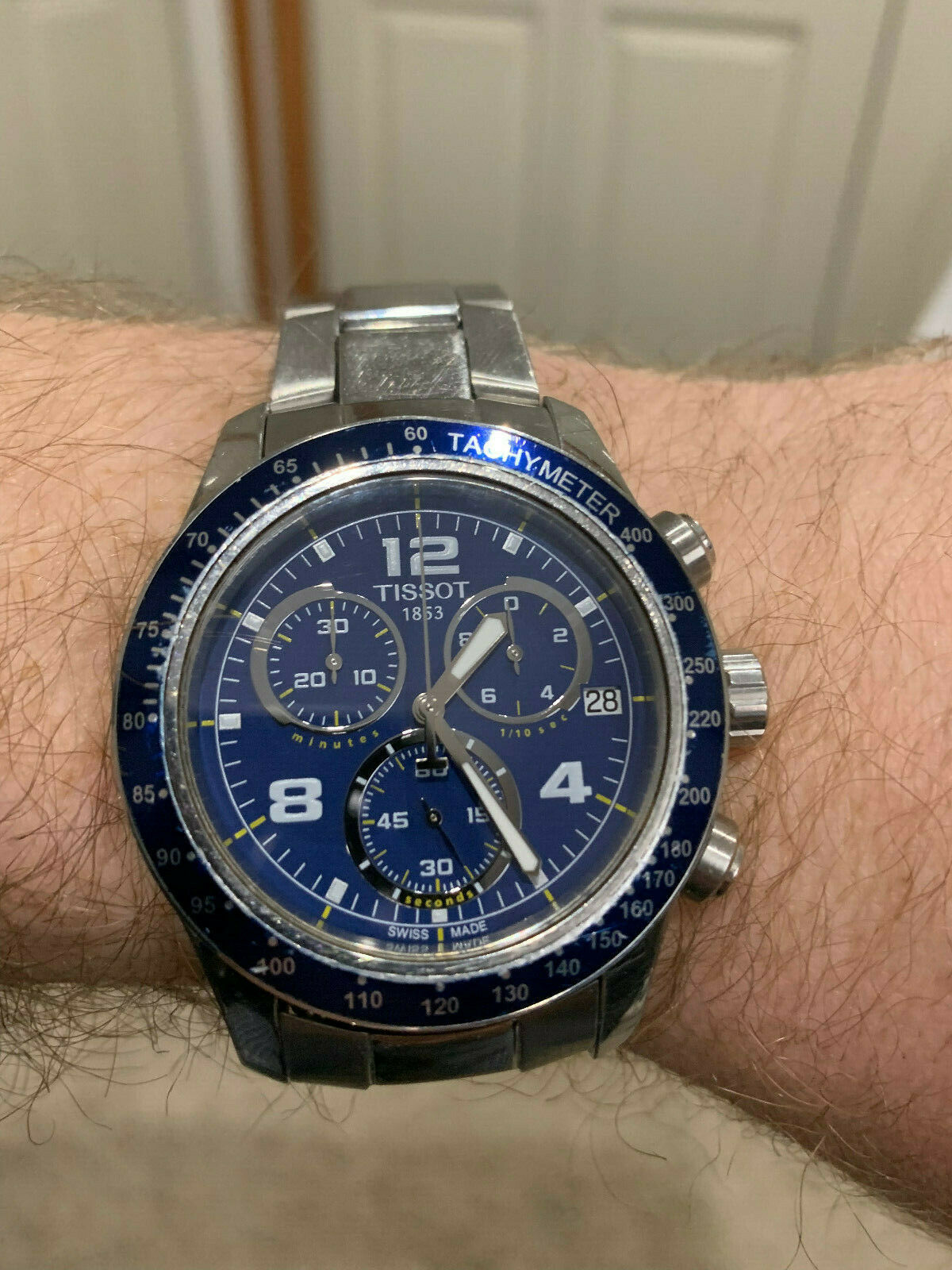 Tissot v8 clearance quartz chronograph blue