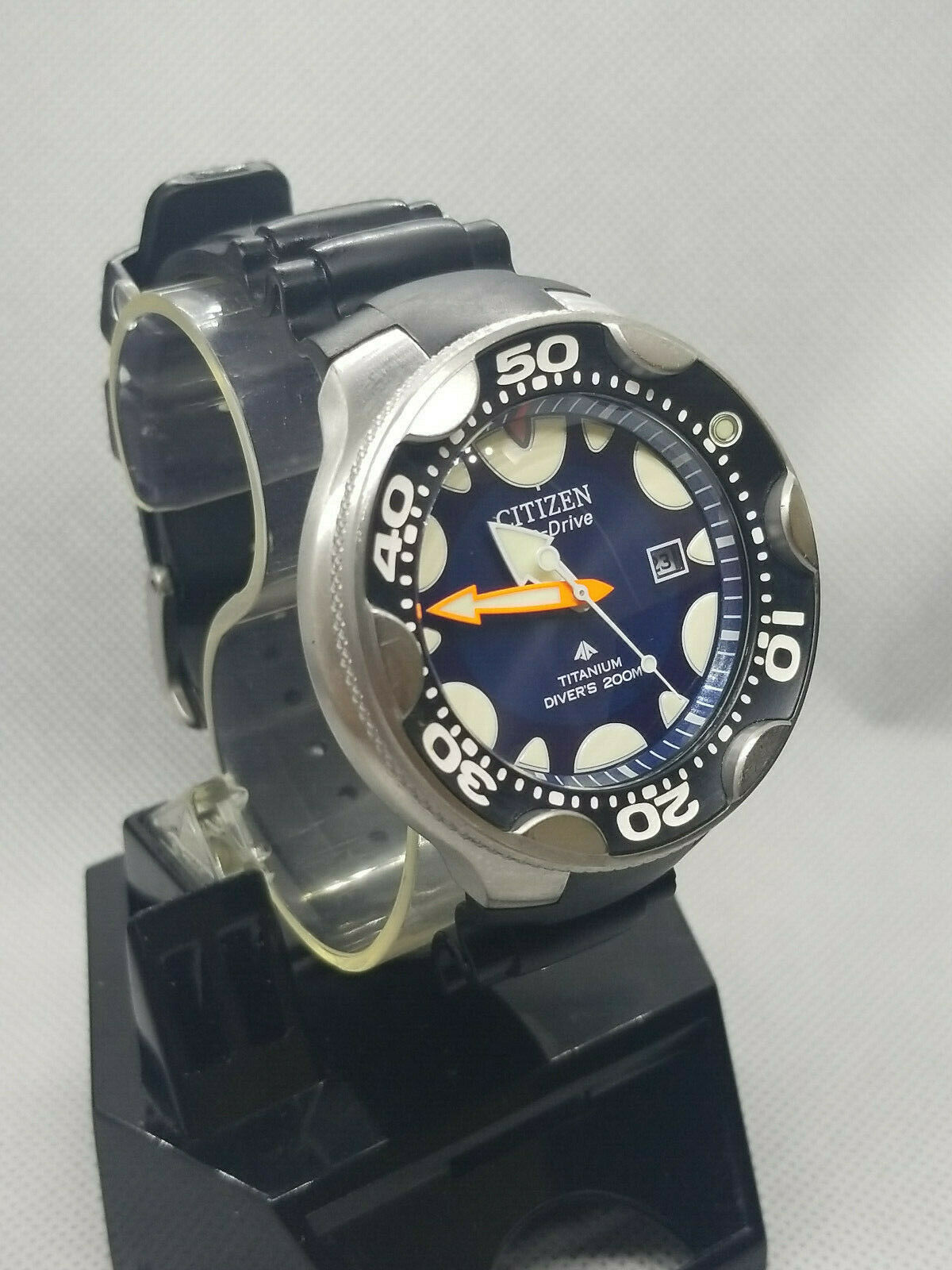 RARE Citizen Eco Drive Titanium Divers Watch 200M E168