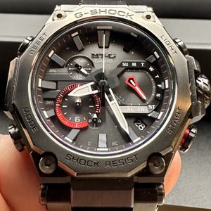 FS : Casio G-Shock Riseman “Men in Burning Red” —GW9200RDJ FS : Casio G-Shock Riseman “Men in Burning Red” —GW9200RDJ