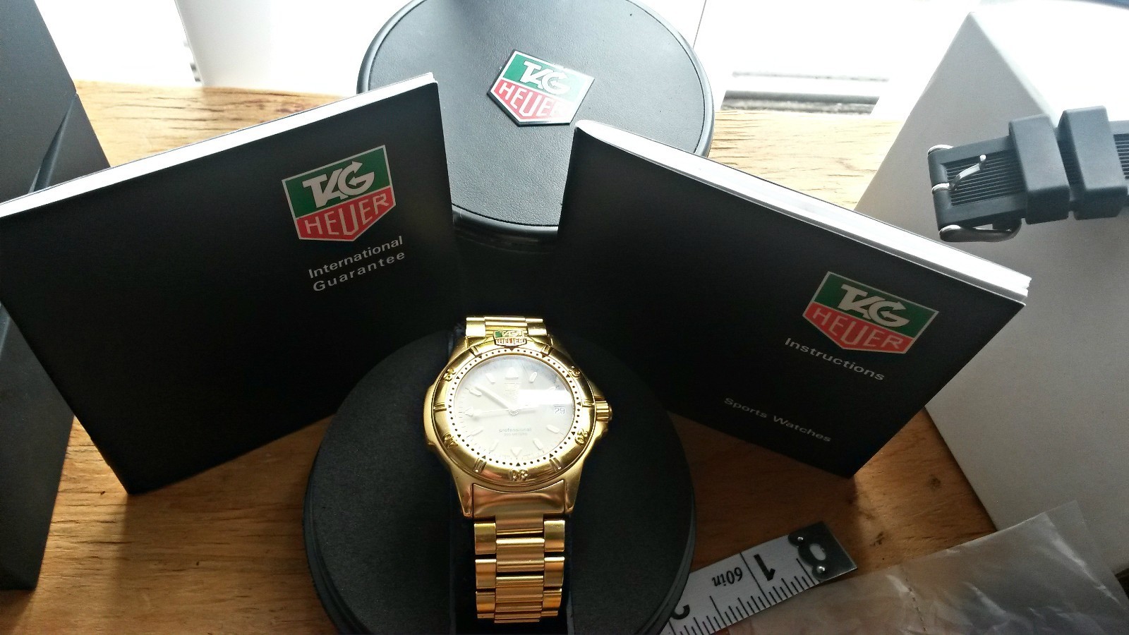 REDUCED EXCELLENT CONDITION GOLD MEN S TAG HEUER 4000