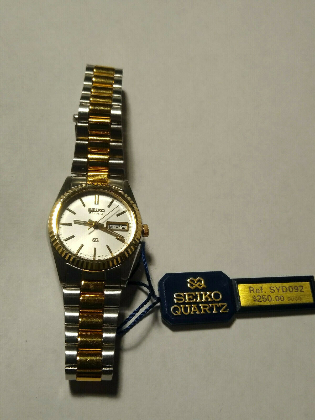 Ladies Seiko 3Y03-0169 A4 Quartz Watch Day & Date Japan Made Working Never  Used | WatchCharts