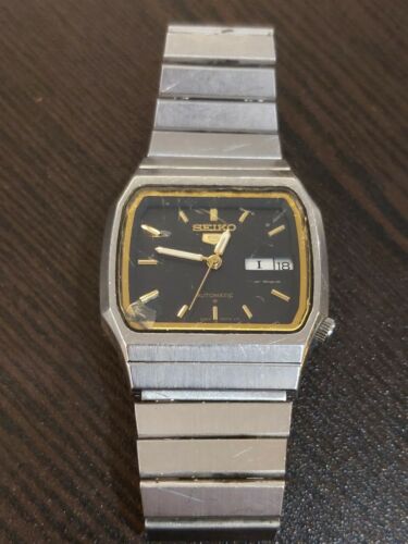 Vintage gents rare square face SEIKO 5 automatic watch working but glass cracked WatchCharts Marketplace