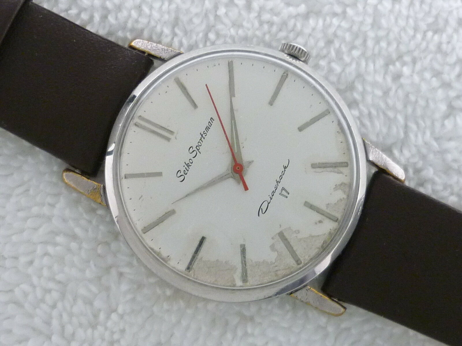 VINTAGE SEIKO SPORTSMAN DIASHOCK 17 Jewels JAPAN Made Fully 