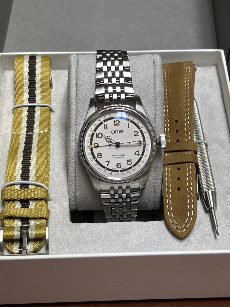 Oris Big Crown Pointer Date Roberto Clemente LE Full Set