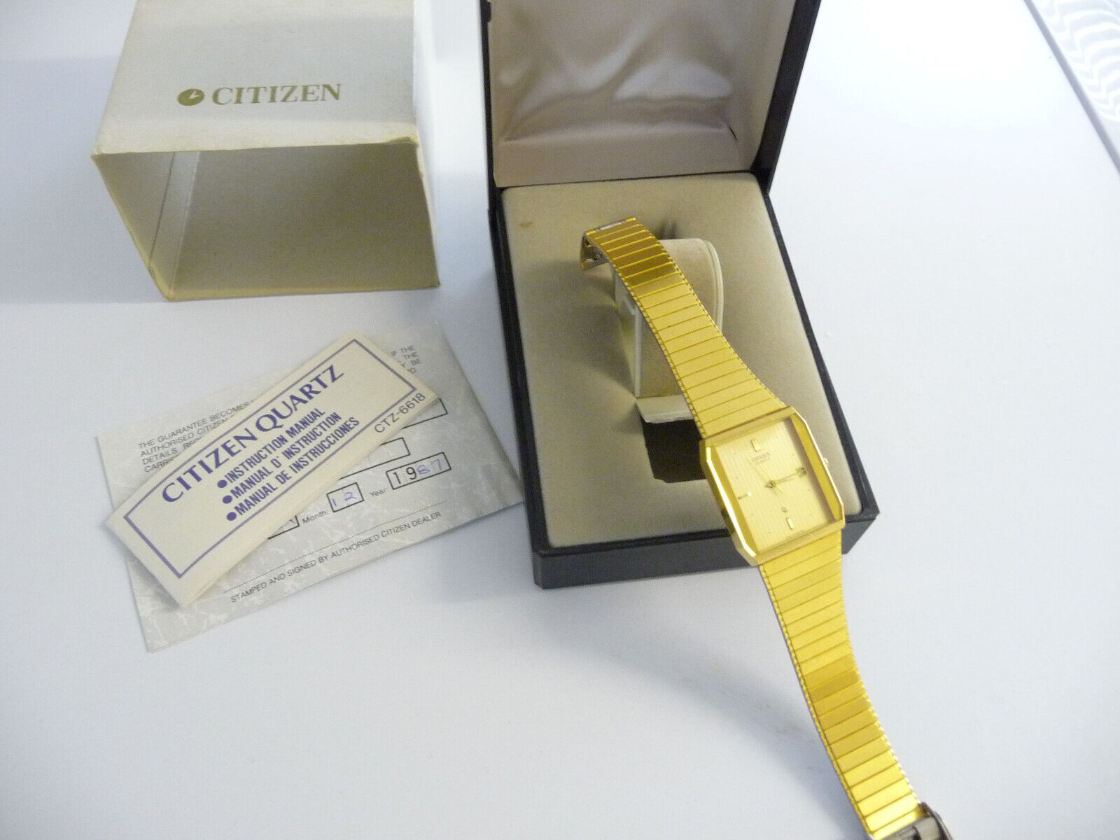 Vintage Citizen CTZ 6618 wrist watch; boxed original; gold case