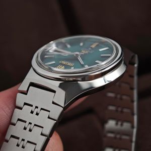 Seiko QR 3862-7020 Quartz - Mint - 1974 | WatchCharts Marketplace