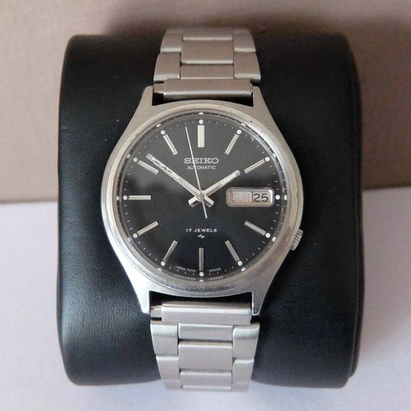Seiko 7009 8028 Vintage Gents 17 Jewels Automatic Watch New Glass and  Bracelet | WatchCharts