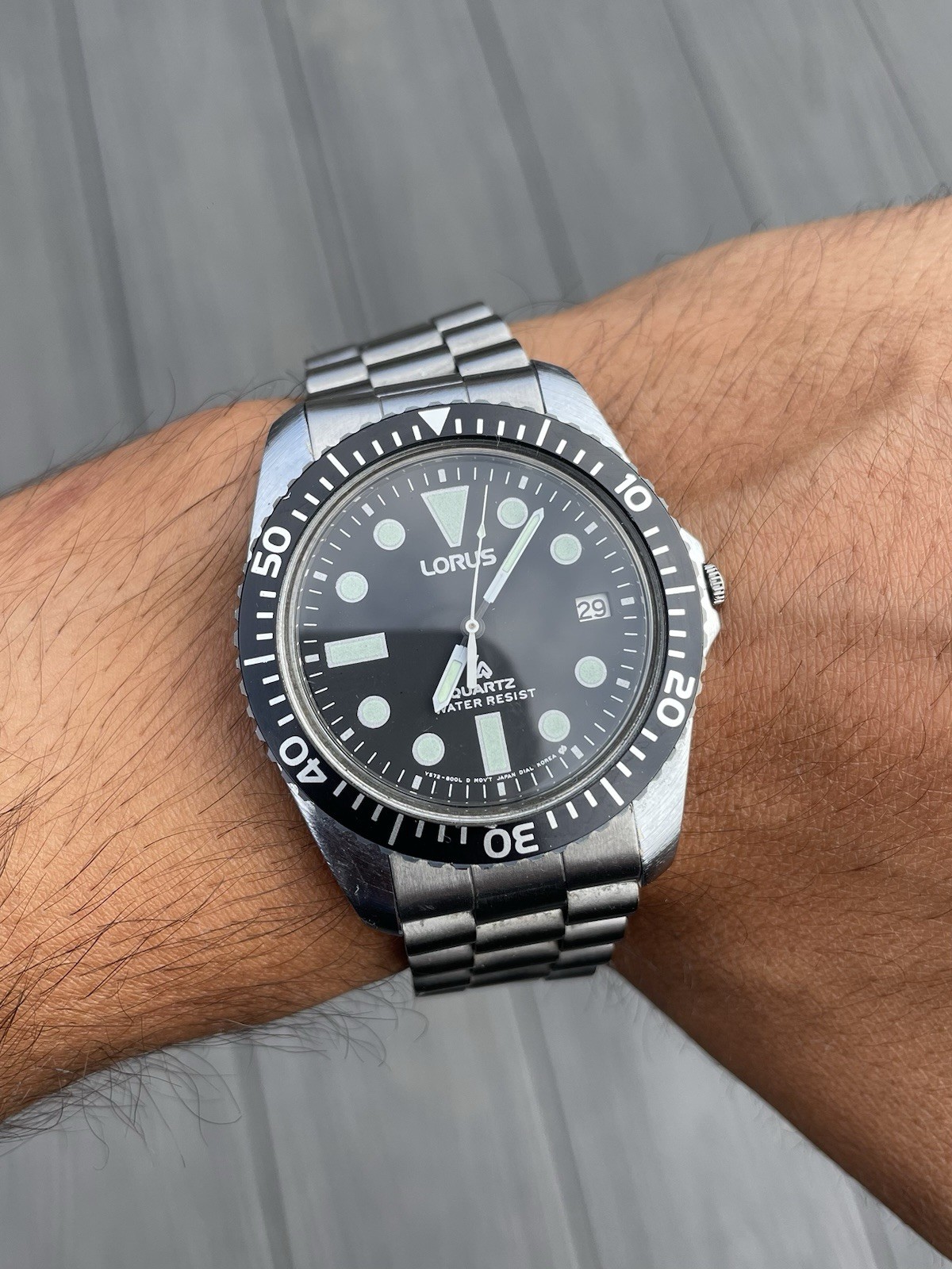 Vintage Lorus (Seiko) Quartz Divers Watch 1990s Ref Y572-8000