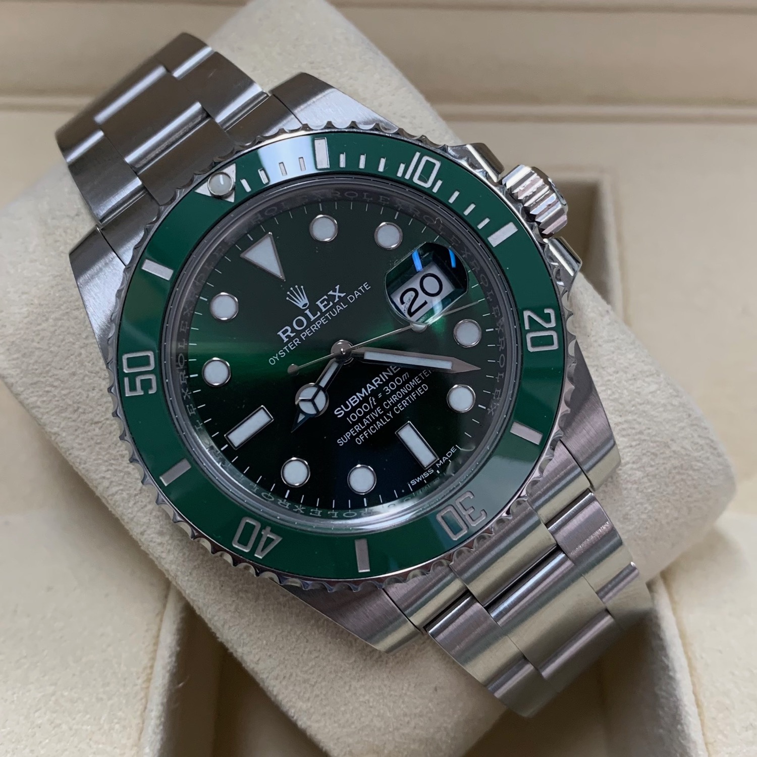 FSOT 2017 Rolex Submariner Date Hulk 116610LV WatchCharts