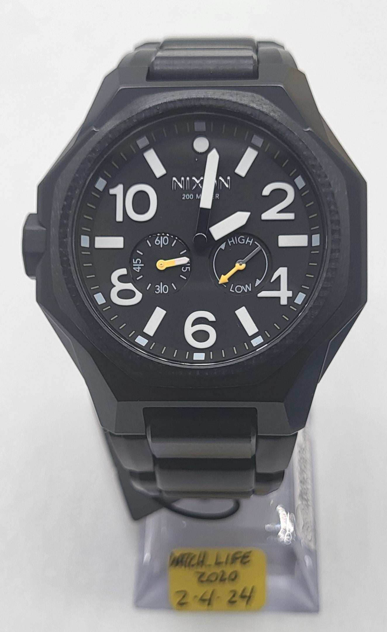 Nixon the shop tangent quartz watch