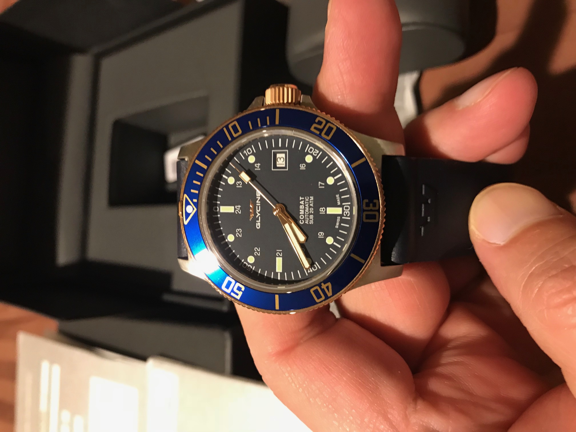 SOLD FS Glycine Combat Sub Blue Dial GL0089 WatchCharts