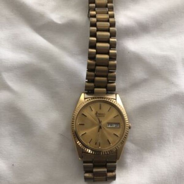 Seiko 7N43-8110 A4 Vintage Day Date Goldtone Watch | WatchCharts
