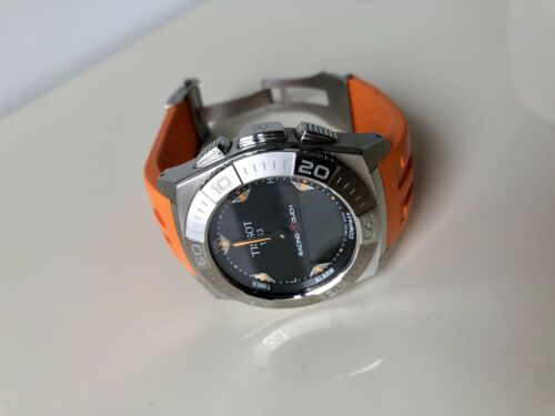 t002520a