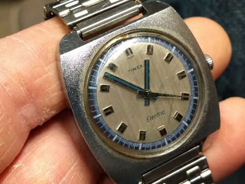 Vintage Timex Electric square case retro watch. Runs great. 38mm |  WatchCharts