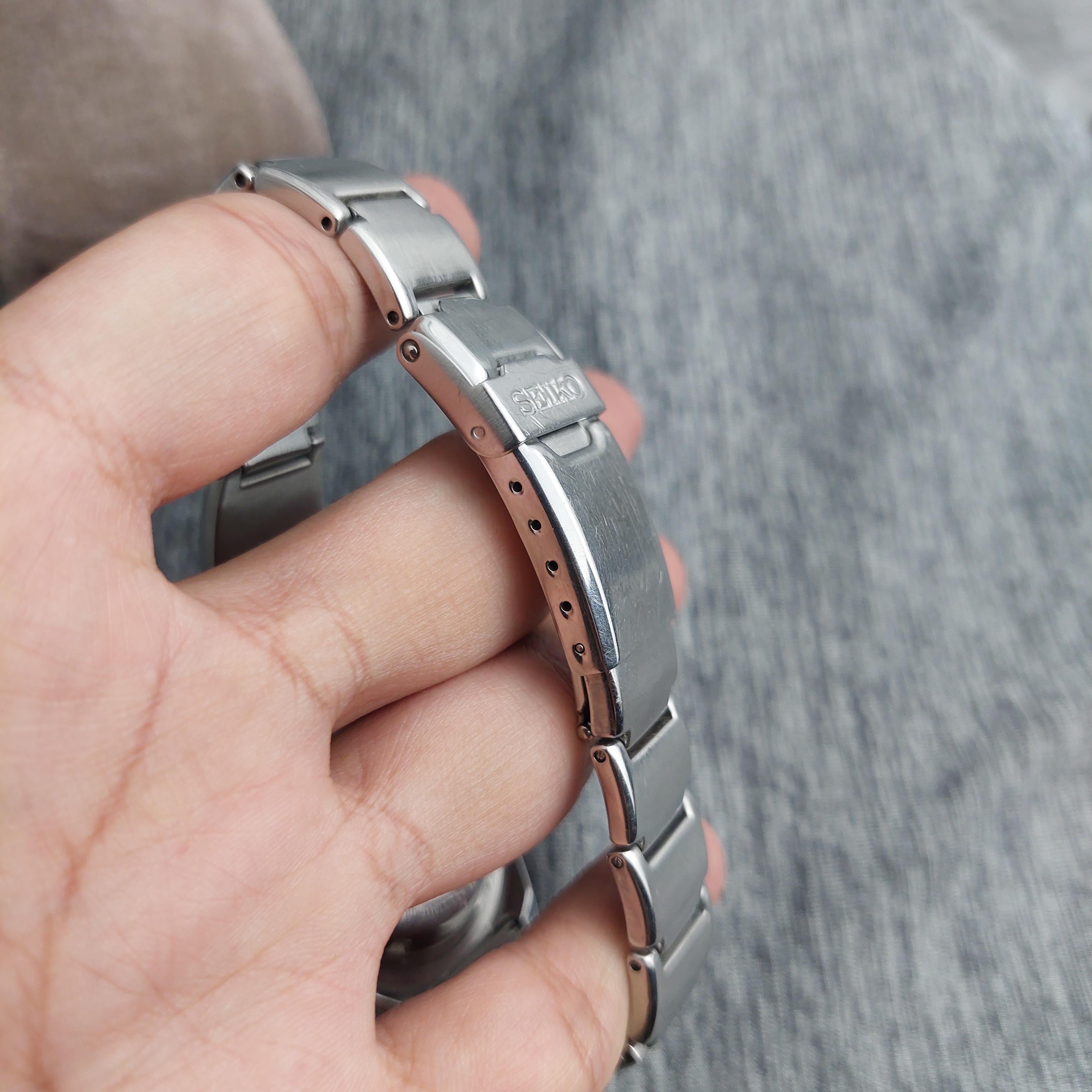 WTS] Seiko SIlverwave SKX301 Fresh Yellow Lime Dial