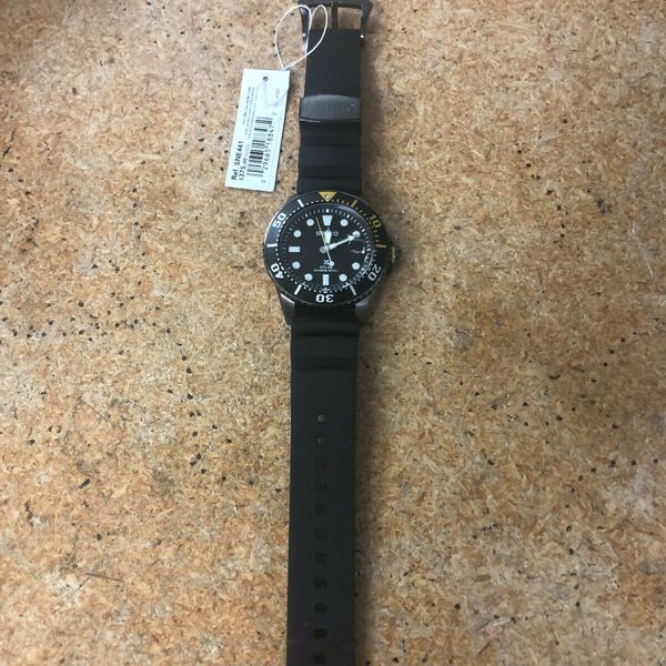seiko prospex divers solar mens black silicone watch sne441