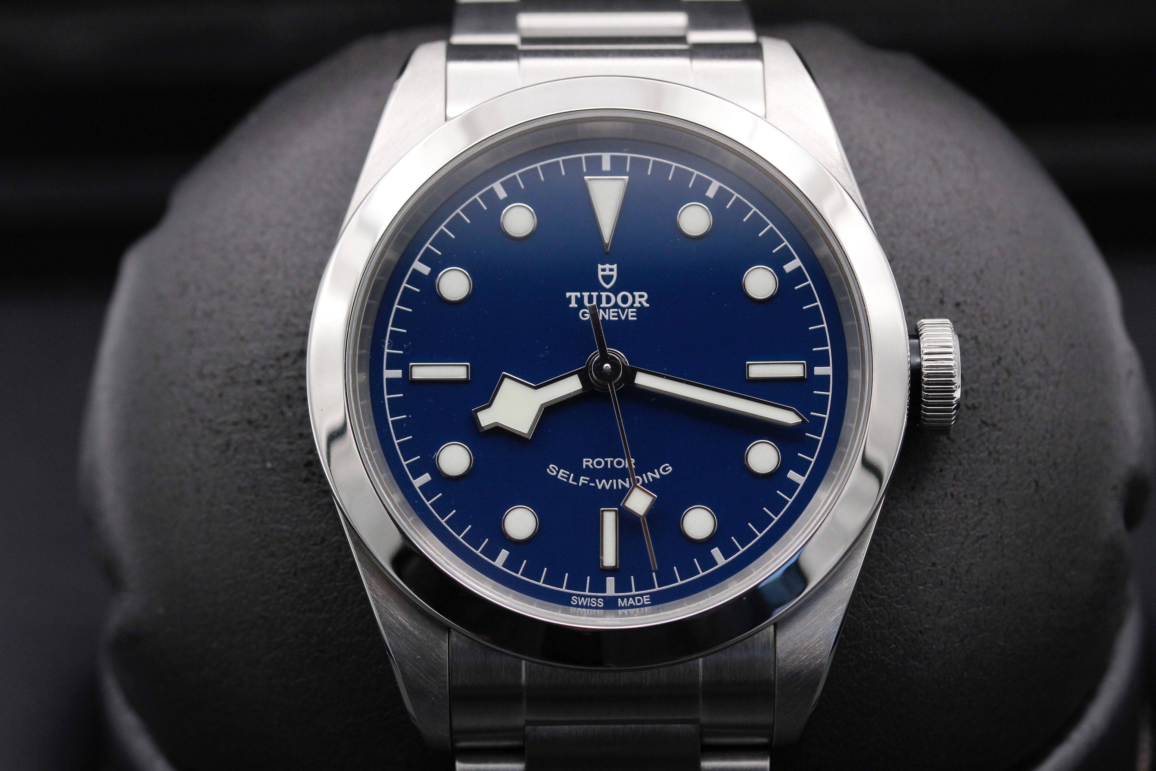 Tudor heritage black discount bay 41 blue