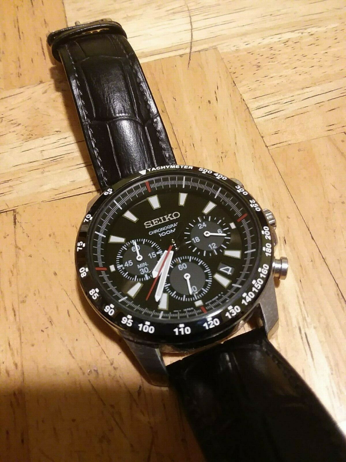 seiko ssb031 men's chronograph stainless steel case watch