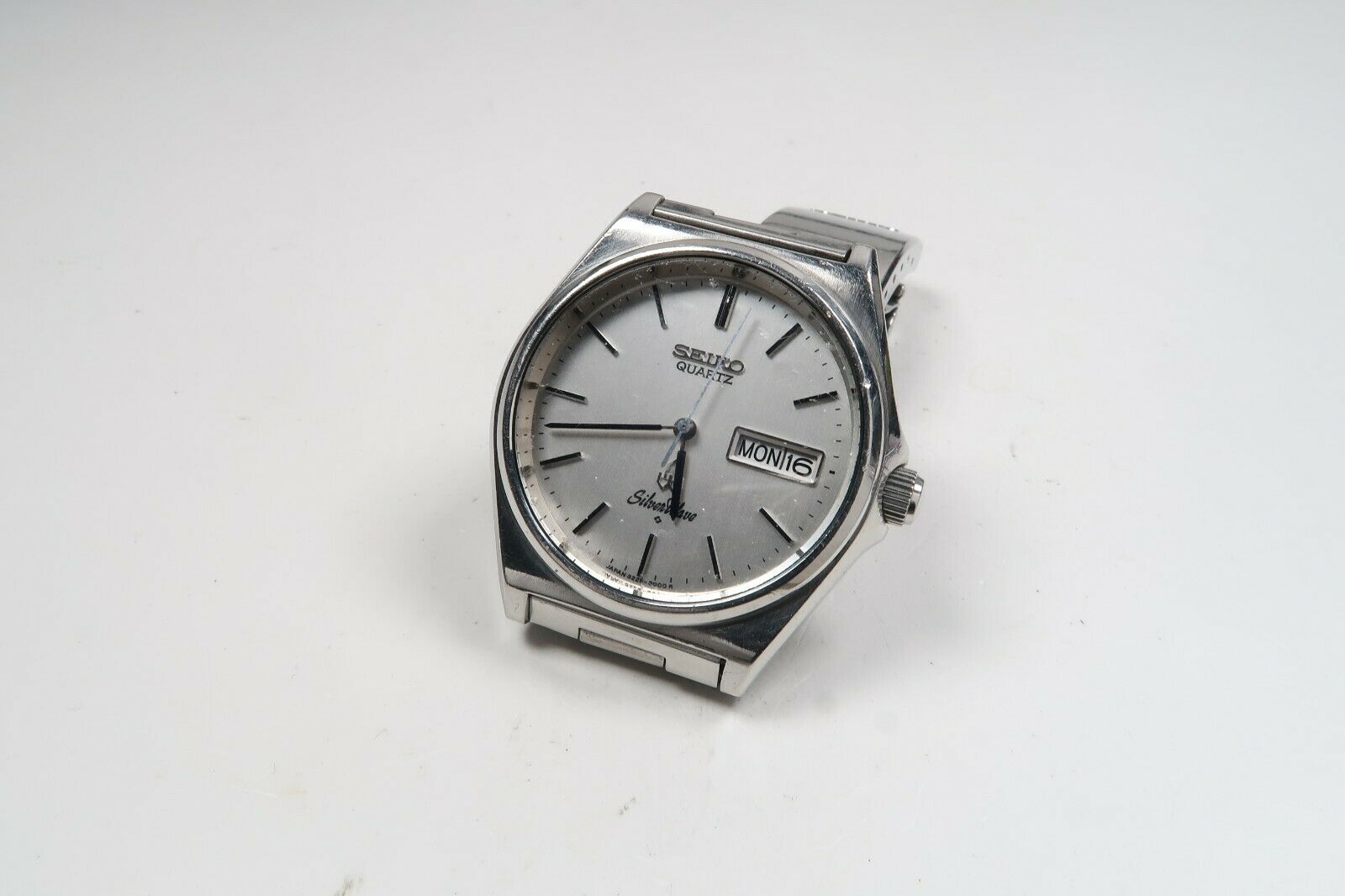 ad56e75f-ea01-40ac-b83d-