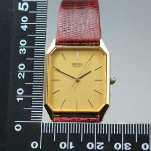 Vintage 1987 Near MINT SEIKO Chariot 9021-5240 Gold Tank Quartz