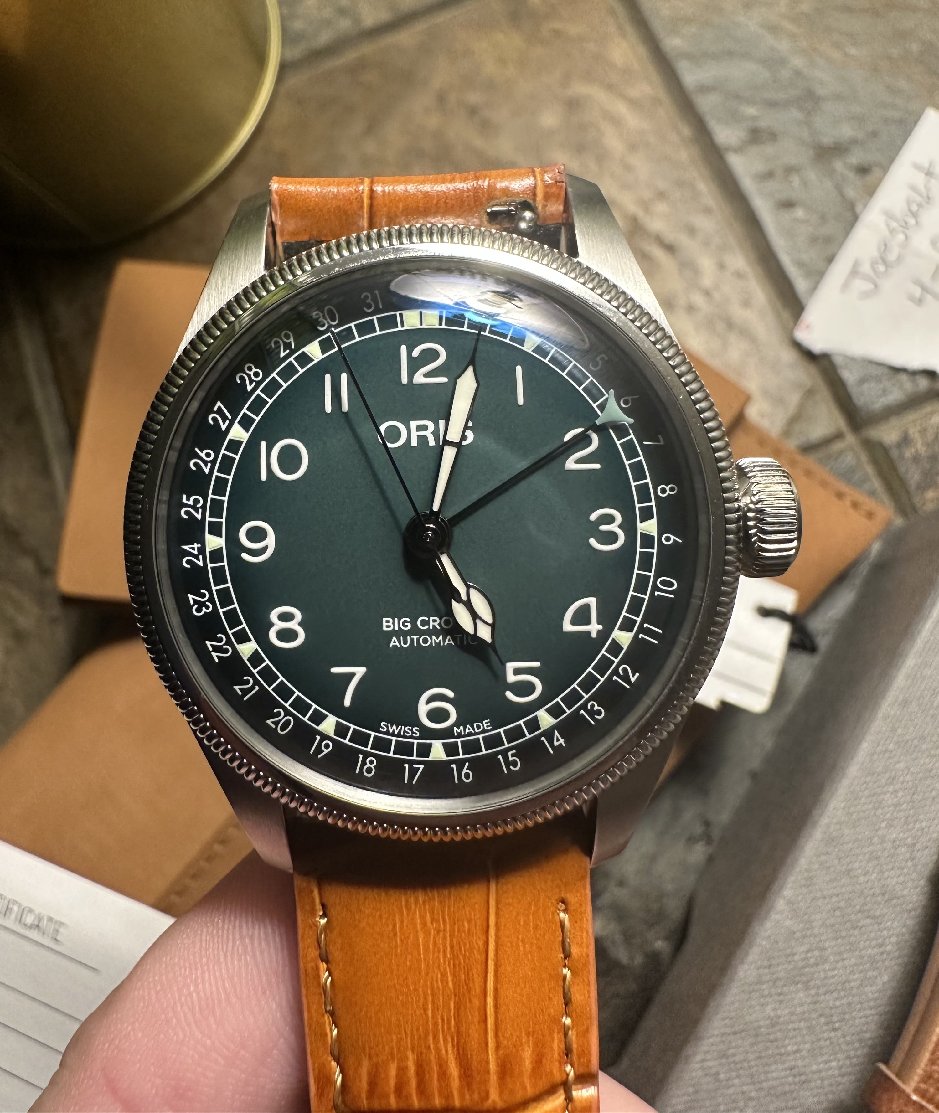 1 400 USD Oris Cervo Volante green 38mm pointer date fsot