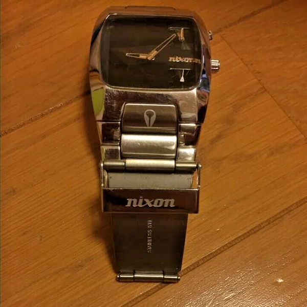 Nixon Count It The Banks Mens Stainless Watch | WatchCharts Marketplace