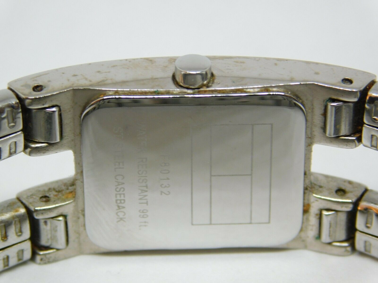 tommy hilfiger f80132 watch price