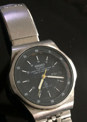 Rare Vintage Seiko Type II Analog Quartz Watch 7559-601A All