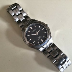 Men's Seiko Kinetic Dolce Auto Relay Watch Black Dial Model 5J21