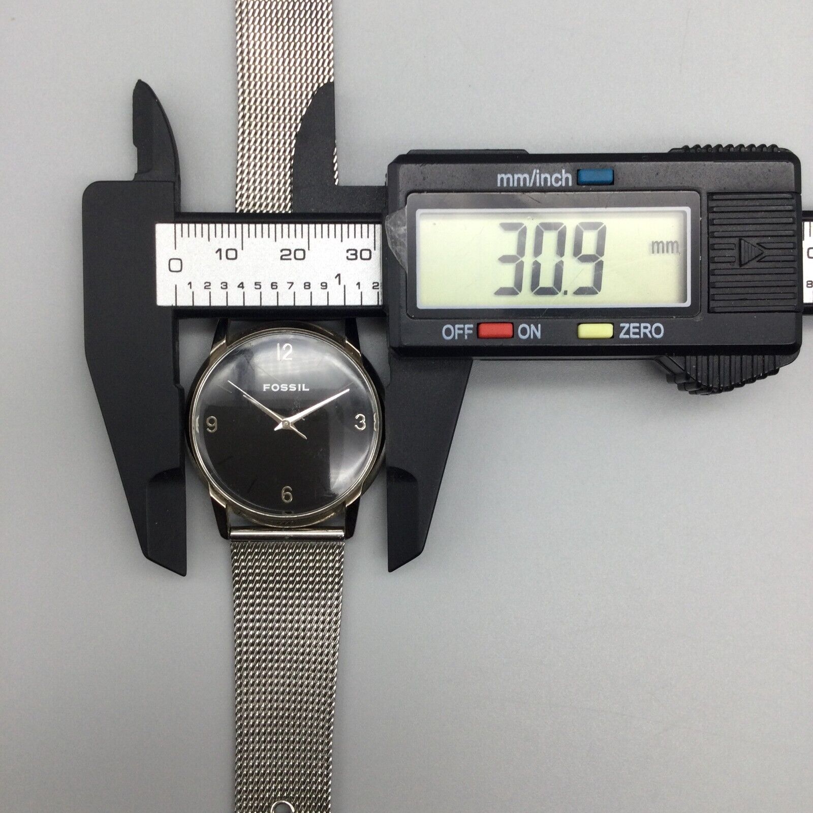 Vintage Fossil Mood Watch Unisex Silver Tone Color Changing 31mm 