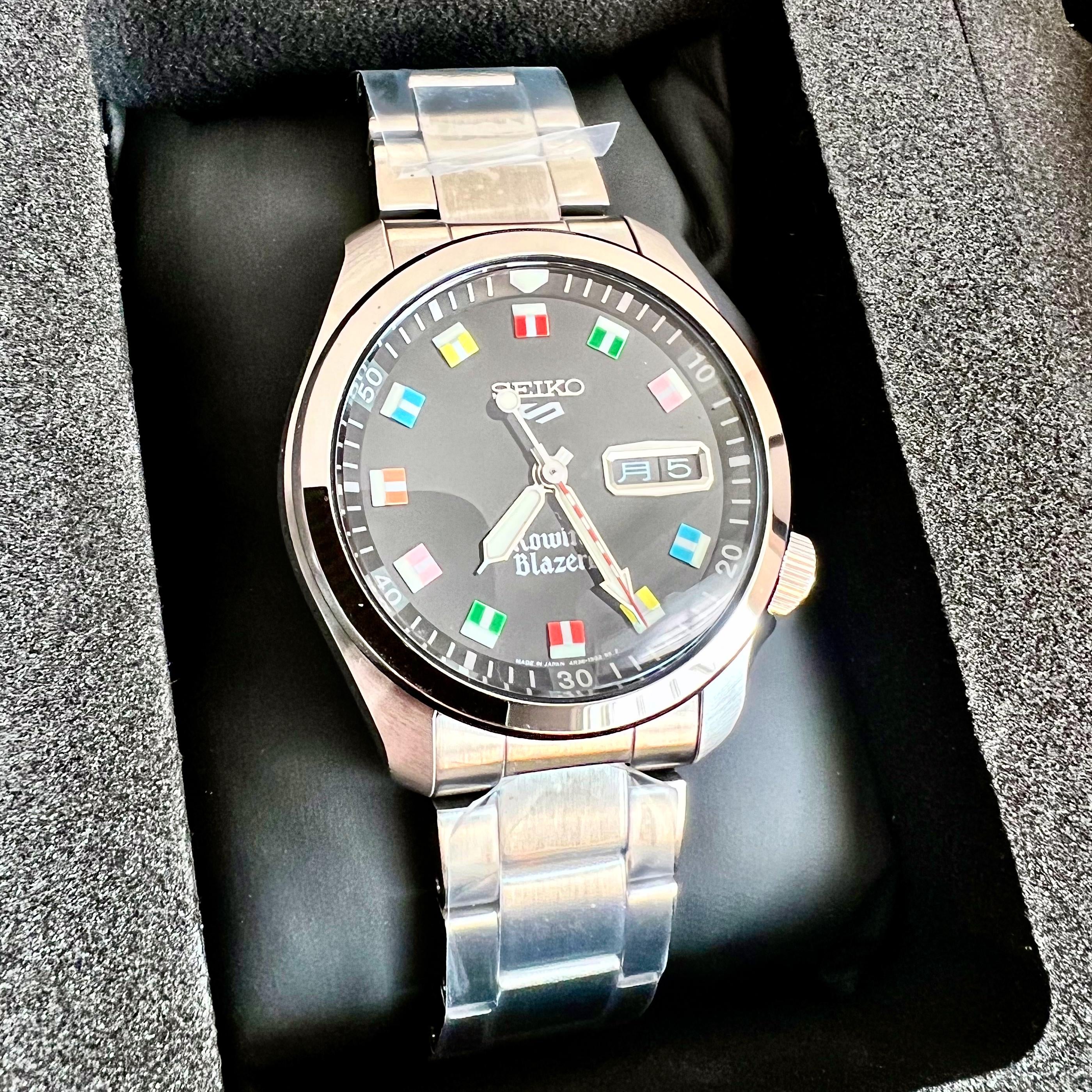 WTS] Seiko x Rowing Blazers LE (SRPJ63) /w Black Dial & Rainbow Indices |  WatchCharts